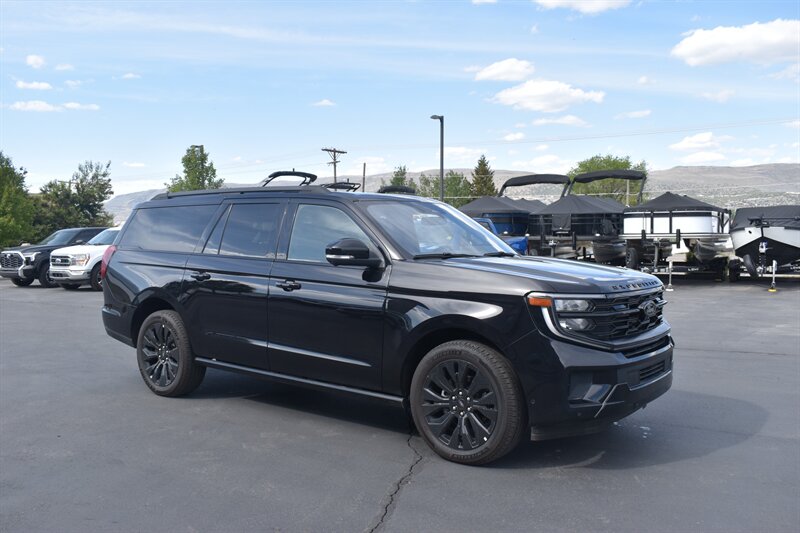 2025 Ford Expedition Platinum MAX 4x4's photo