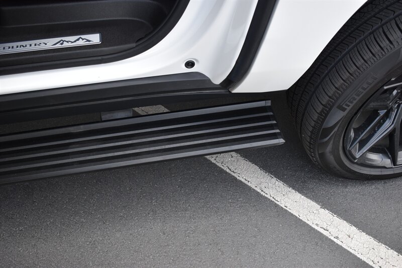 2024 Chevrolet Suburban High Country - Photo 13