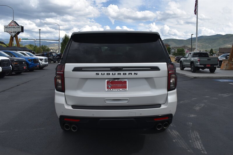 2024 Chevrolet Suburban High Country - Photo 8