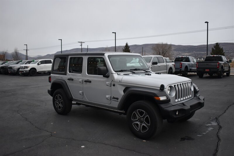 2022 Jeep Wrangler Unlimited Sport S's photo