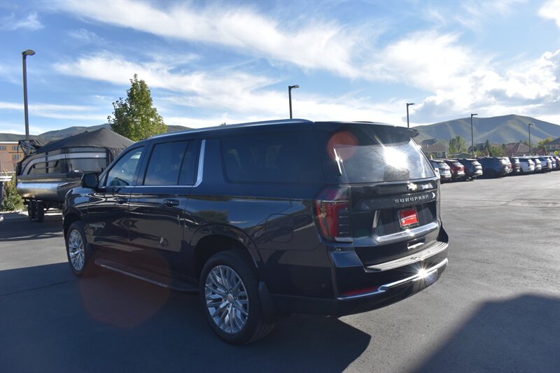 2025 Chevrolet Suburban LS - Photo 6 - Heber City, UT 84032