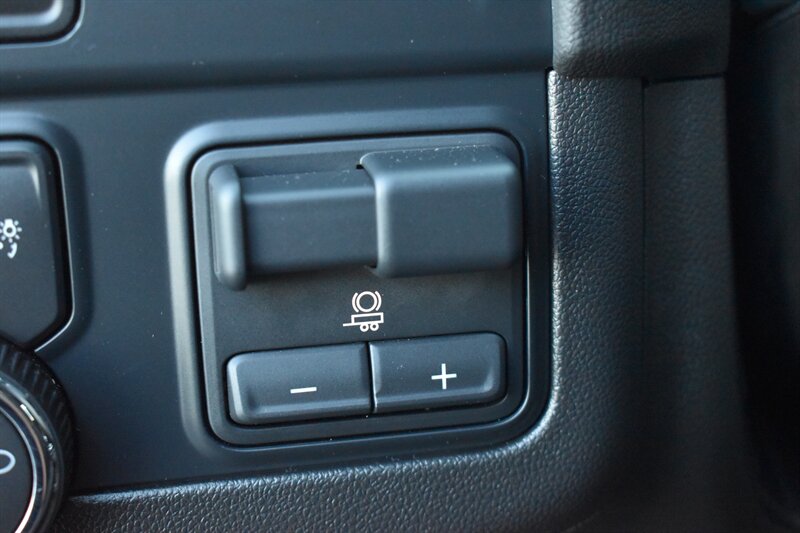 2025 Chevrolet Suburban LS - Photo 22 - Heber City, UT 84032
