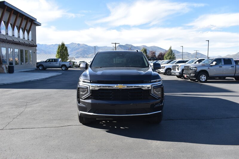 2025 Chevrolet Suburban LS - Photo 10 - Heber City, UT 84032