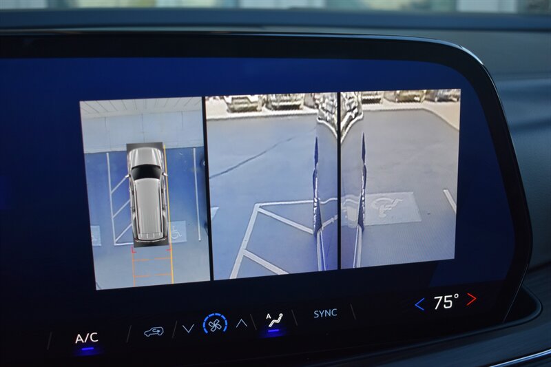 2025 Chevrolet Suburban LS - Photo 35 - Heber City, UT 84032