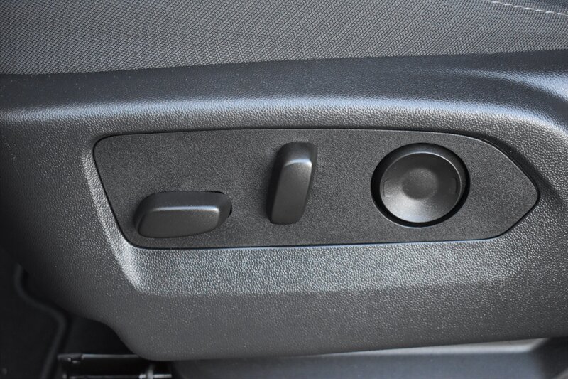 2025 Chevrolet Suburban LS - Photo 17 - Heber City, UT 84032