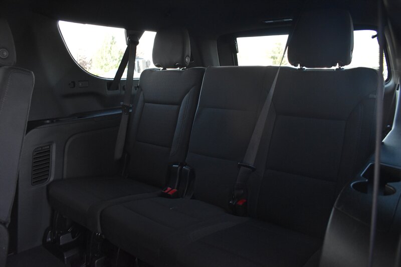 2025 Chevrolet Suburban LS - Photo 11 - Heber City, UT 84032
