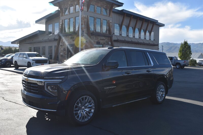 2025 Chevrolet Suburban LS - Photo 2 - Heber City, UT 84032