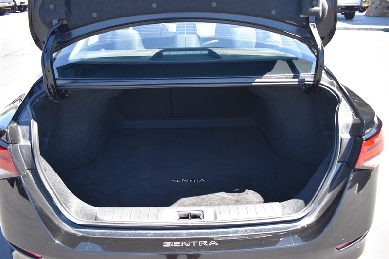 2025 Nissan Sentra SV - Photo 9 - Heber City, UT 84032