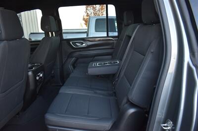 2022 GMC Yukon XL SLE   - Photo 13 - Heber City, UT 84032