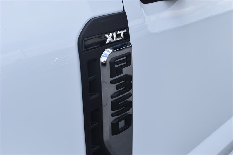 2025 Ford F-350 Super Duty XLT - Photo 10 - Heber City, UT 84032