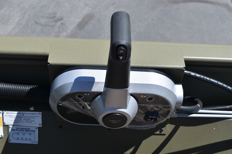2026 Lowe Roughneck 2070 Side Console 115hp Mercury 4-Stroke - Photo 18 - Heber City, UT 84032