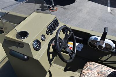 2026 Lowe Roughneck 2070 Side Console 115hp Mercury 4-Stroke - Photo 14 - Heber City, UT 84032