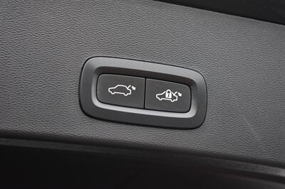 2024 Volvo XC40 B5 Core Dark Theme   - Photo 10 - Heber City, UT 84032