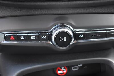 2024 Volvo XC40 B5 Core Bright Theme   - Photo 22 - Heber City, UT 84032