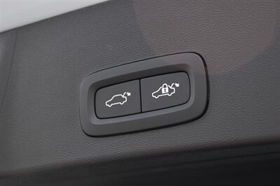 2024 Volvo XC40 B5 Core Bright Theme   - Photo 10 - Heber City, UT 84032