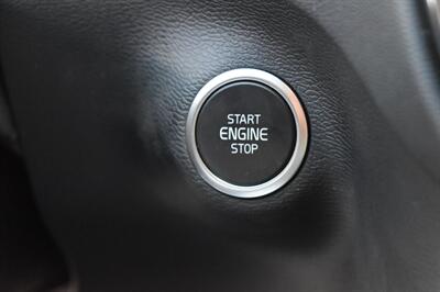 2024 Volvo XC40 B5 Core Bright Theme   - Photo 23 - Heber City, UT 84032