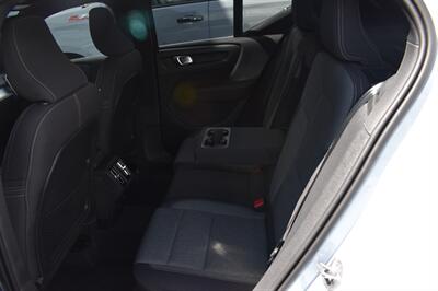 2024 Volvo XC40 B5 Core Bright Theme   - Photo 13 - Heber City, UT 84032