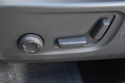 2024 Volvo XC40 B5 Core Bright Theme   - Photo 16 - Heber City, UT 84032