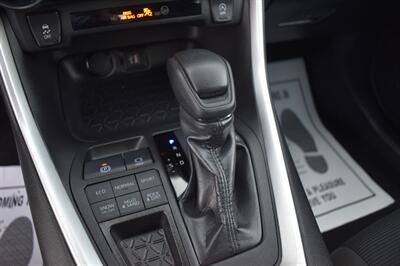 2025 Toyota RAV4 LE - Photo 19 - Heber City, UT 84032