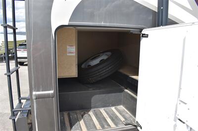2014 Four Winds Thor 33SW - Photo 8 - Heber City, UT 84032