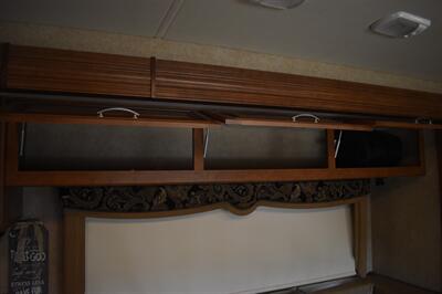 2014 Four Winds Thor 33SW - Photo 33 - Heber City, UT 84032