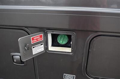 2014 Four Winds Thor 33SW - Photo 15 - Heber City, UT 84032