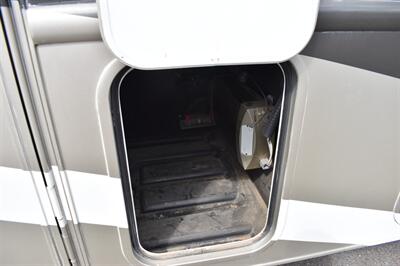 2014 Four Winds Thor 33SW - Photo 13 - Heber City, UT 84032