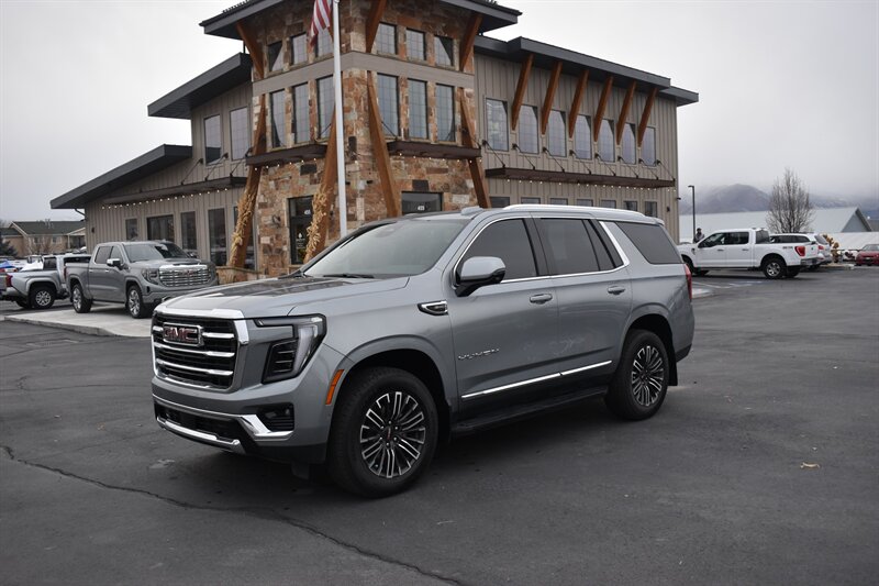 2025 GMC Yukon Elevation  