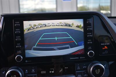 2021 Toyota Highlander Hybrid XLE   - Photo 32 - Heber City, UT 84032