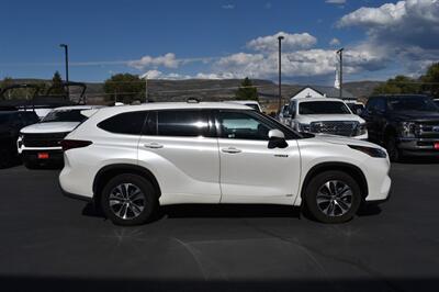 2021 Toyota Highlander Hybrid XLE   - Photo 3 - Heber City, UT 84032