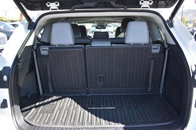 2021 Toyota Highlander Hybrid XLE   - Photo 8 - Heber City, UT 84032