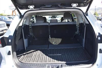 2021 Toyota Highlander Hybrid XLE   - Photo 9 - Heber City, UT 84032