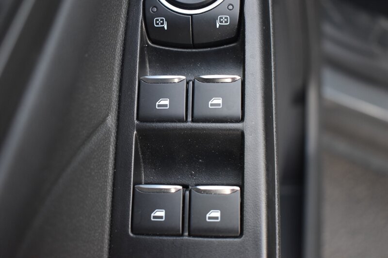 2025 Ford Escape Plug-In Hybrid PHEV - Photo 18 - Heber City, UT 84032