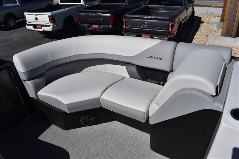 2026 Lowe SS230 Dual Helm Conversion Lounge Special 150HP XL PRO XS Mercury 4-Stroke - Photo 18 - Heber City, UT 84032