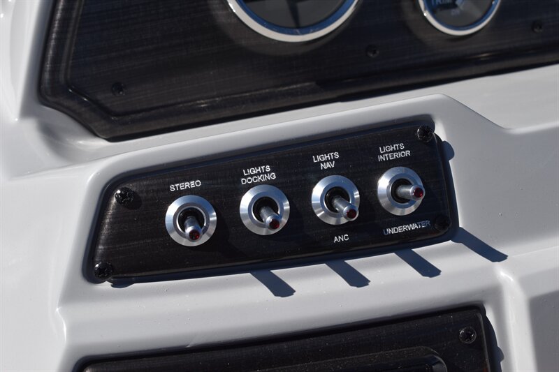 2026 Lowe SS230 Dual Helm Conversion Lounge Special 150HP XL PRO XS Mercury 4-Stroke - Photo 33 - Heber City, UT 84032