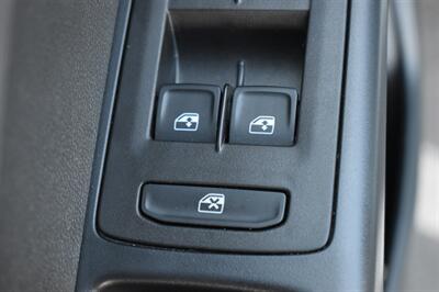 2025 Volkswagen Taos SE Black 4Motion - Photo 19 - Heber City, UT 84032