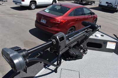 2025 Lowe FM1675 Walk Thru 90HP   - Photo 37 - Heber City, UT 84032
