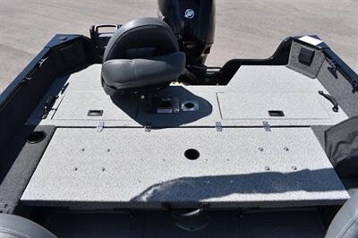 2025 Lowe FM1675 Walk Thru 90HP   - Photo 22 - Heber City, UT 84032