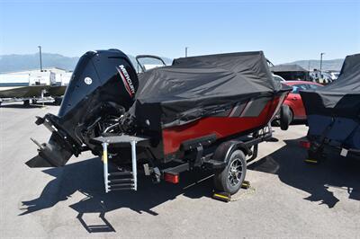 2025 Lowe FM1675 Walk Thru 90HP   - Photo 12 - Heber City, UT 84032