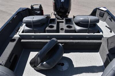 2025 Lowe FM1675 Walk Thru 90HP   - Photo 23 - Heber City, UT 84032