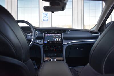 2023 Jeep Grand Cherokee Limited   - Photo 14 - Heber City, UT 84032