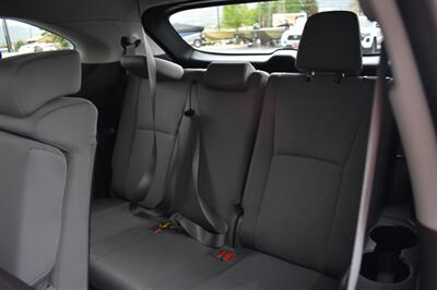 2022 Toyota Highlander L   - Photo 11 - Heber City, UT 84032