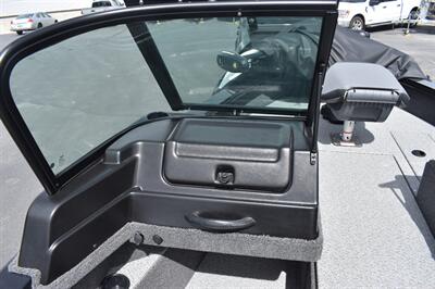 2026 Lowe Fishing Machine 1875 200hp PRO XS Mercury 4-Stroke   - Photo 33 - Heber City, UT 84032