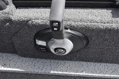 2026 Lowe Fishing Machine 1875 200hp PRO XS Mercury 4-Stroke   - Photo 40 - Heber City, UT 84032