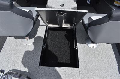 2026 Lowe Fishing Machine 1875 200hp PRO XS Mercury 4-Stroke   - Photo 26 - Heber City, UT 84032