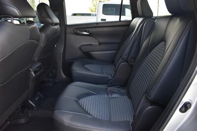 2023 Toyota Highlander XSE   - Photo 14 - Heber City, UT 84032