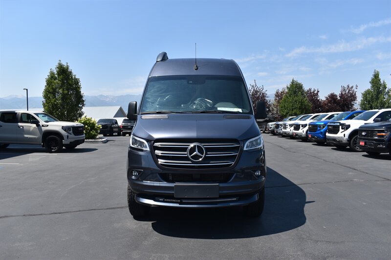 2025 Airstream Interstate 19-E Mercedes-Benz - Photo 10 - Heber City, UT 84032