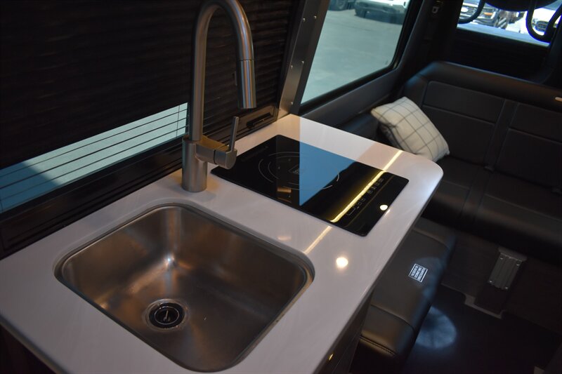 2025 Airstream Interstate 19-E Mercedes-Benz - Photo 24 - Heber City, UT 84032
