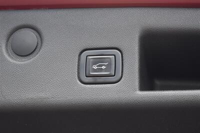 2020 Chevrolet Equinox LT   - Photo 9 - Heber City, UT 84032