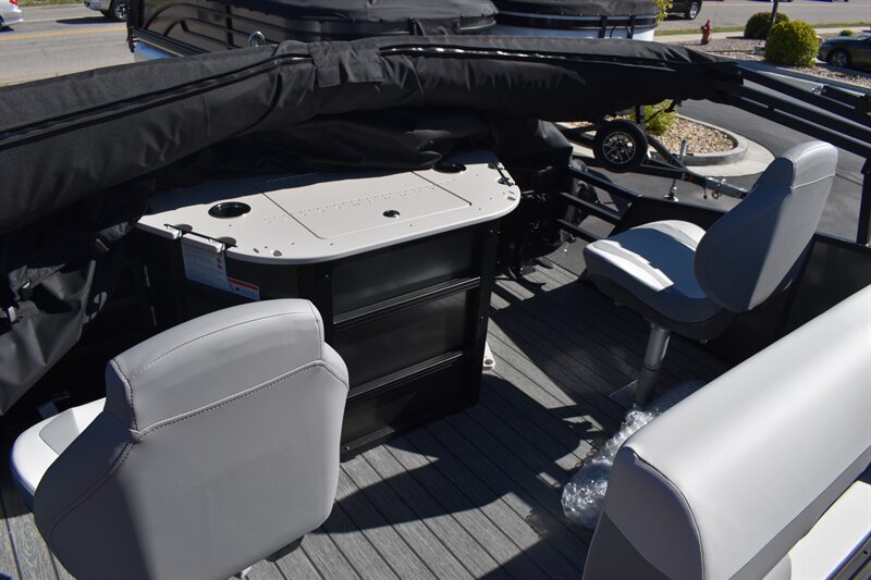 2026 Lowe SF232 200hp Mercury 4-Stroke - Photo 23 - Heber City, UT 84032